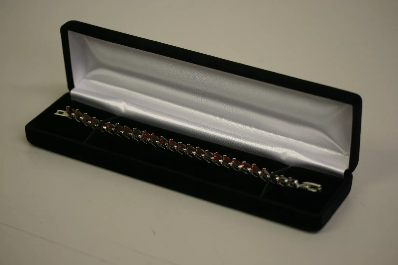 Black Velvet Bracelet Necklace Chain Jewelry Gift Box FREE White Box Display