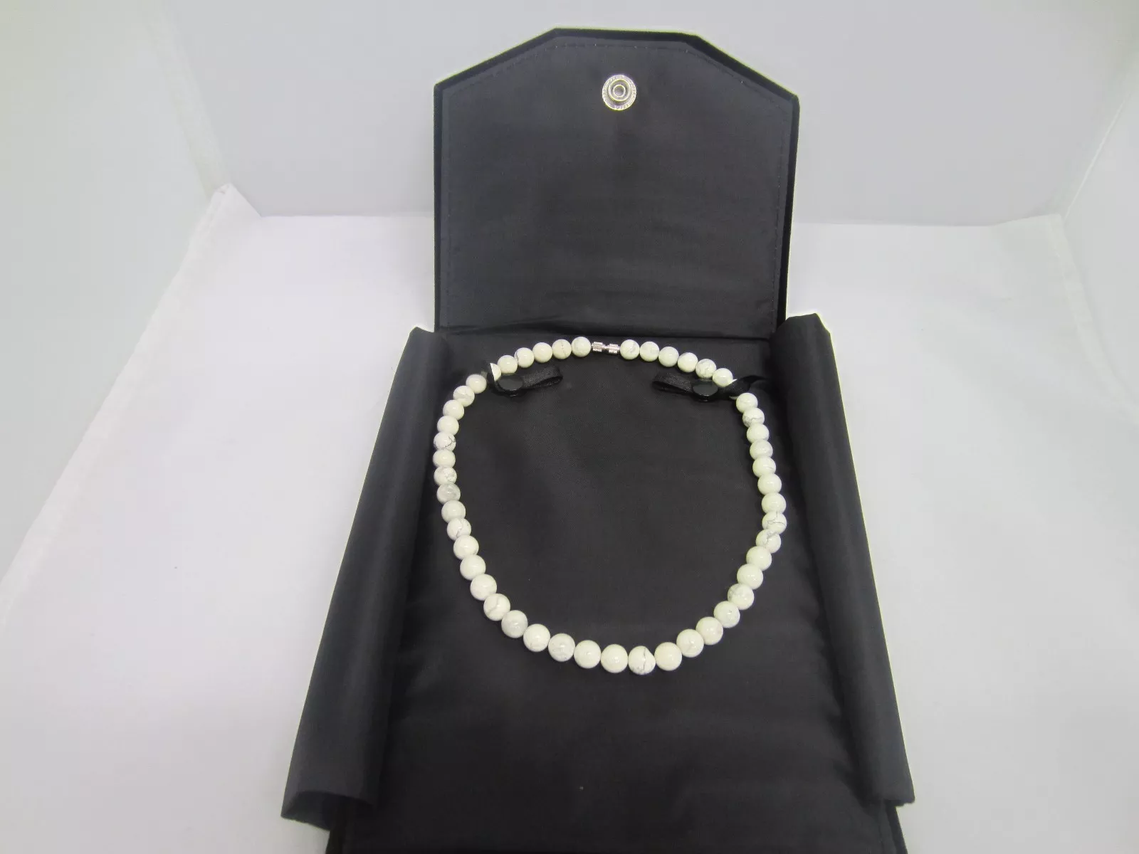 Black Velvet Necklace Pendant Display Box Chains Beads Pearls Folder Organizer