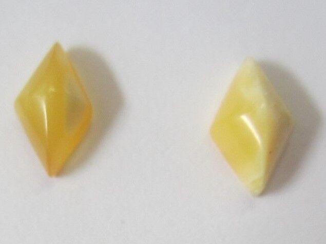 2pcs Natural Butterscotch Amber Diamond cut Cabochon 7x11mm HARD TO FIND RARE